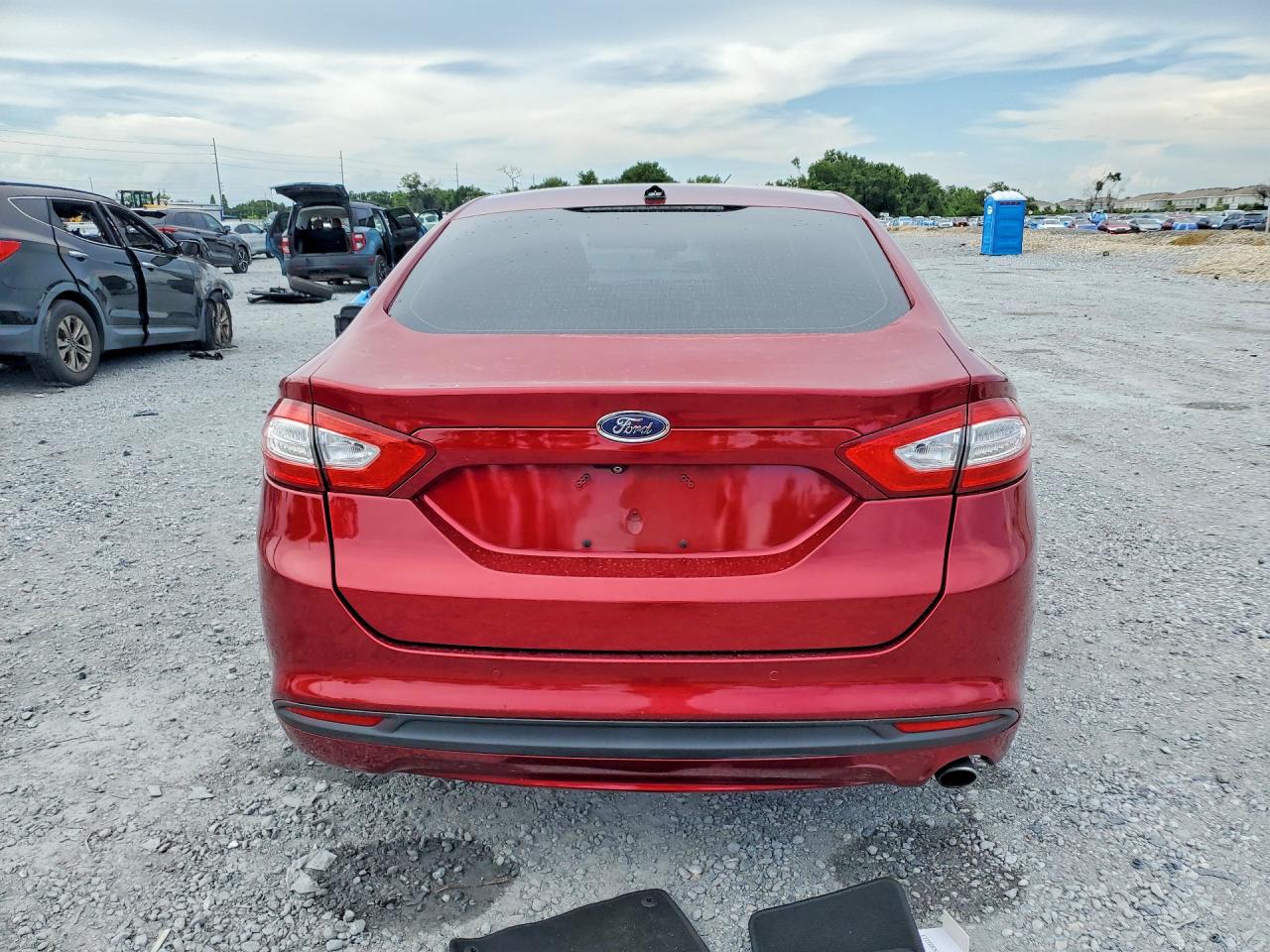 2015 Ford Fusion Se Burgundy vin: 3FA6P0HD3FR109919