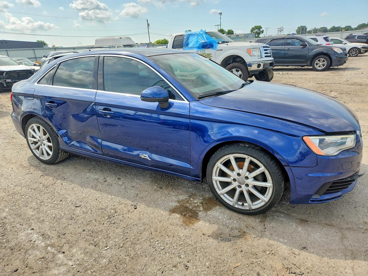 2015 Audi A3 Premium Plus Blue vin: WAUCJGFFXF1038673