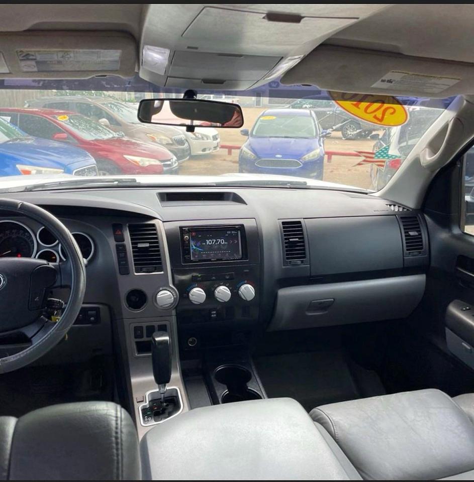 2010 Toyota Tundra Crewmax Sr5 White vin: 5TFEY5F12AX089591