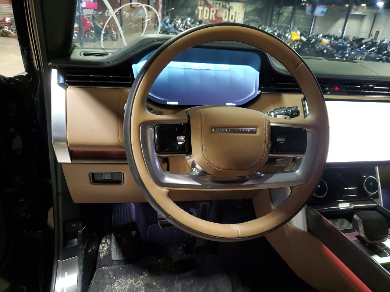 2023 Land Rover Range Rover Autobiography Two Tone vin: SALK1BE76PA036540