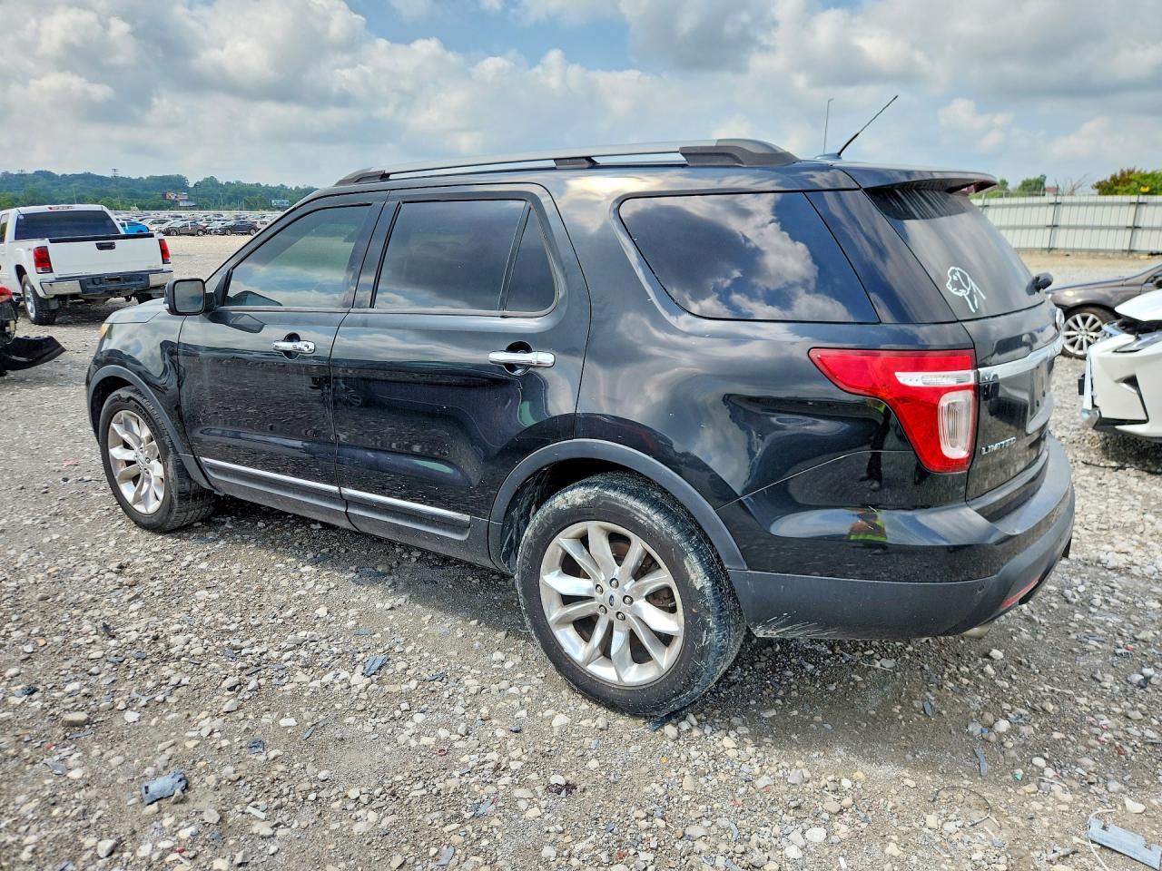 2015 Ford Explorer Limited Черный vin: 1FM5K8F83FGB56881