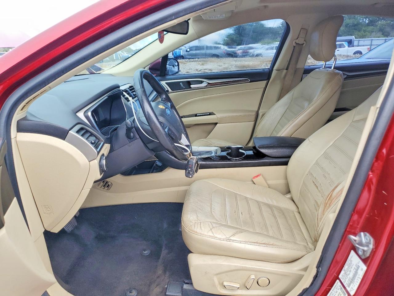 2015 Ford Fusion Se Burgundy vin: 3FA6P0HD3FR109919