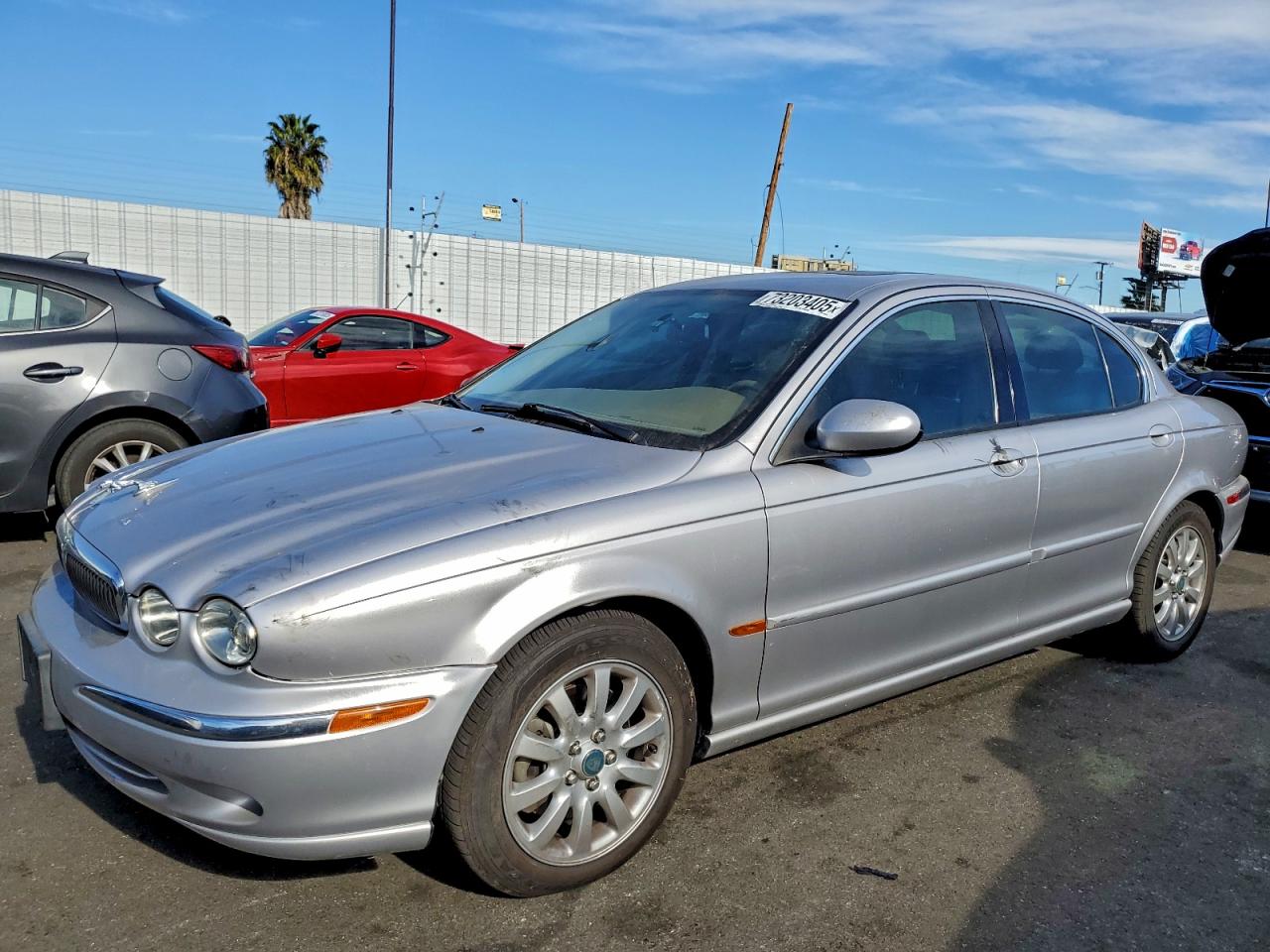 2002 Jaguar X-type 2.5 Silver vin: SAJEA51DX2XC77979