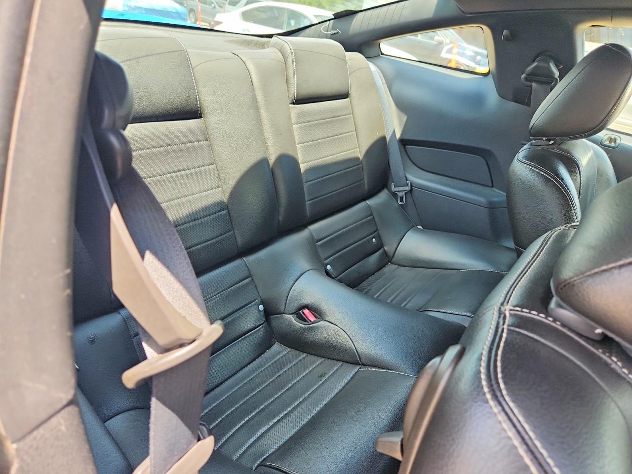 2010 Ford Mustang Blue vin: 1ZVBP8AN9A5165169