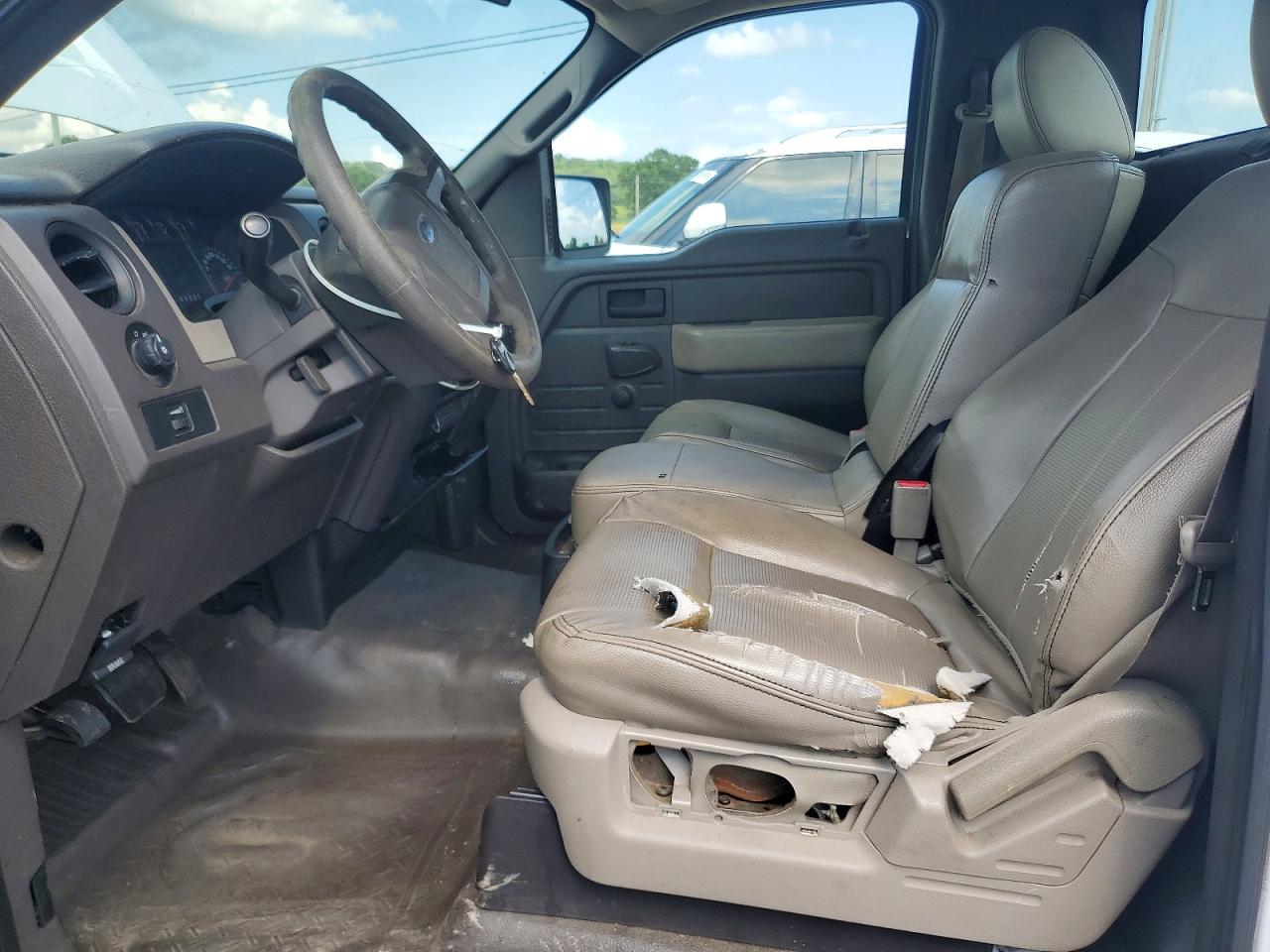 2009 Ford F150 Белый vin: 1FTRF12W19KB33073