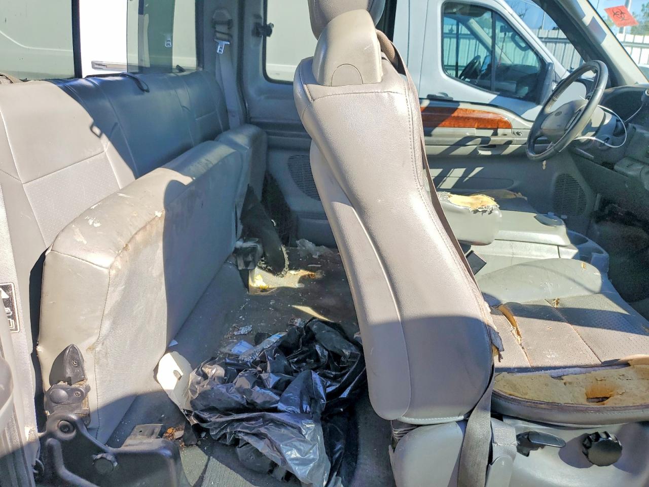 2002 Ford F250 Super Duty Gray vin: 1FTNX21LX2EC31936