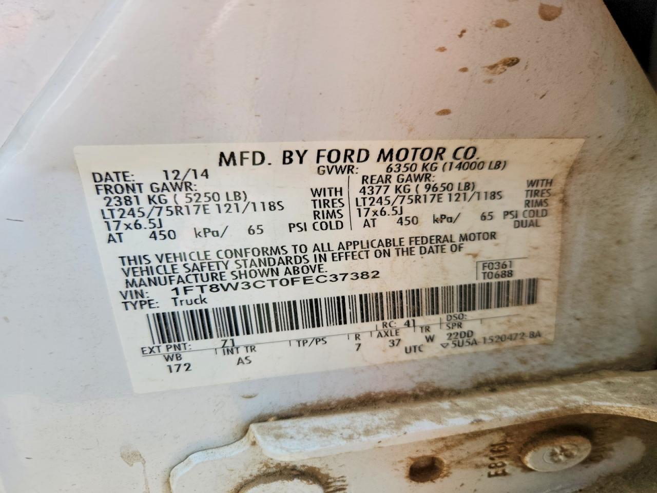 2015 Ford F350 Super Duty White vin: 1FT8W3CT0FEC37382