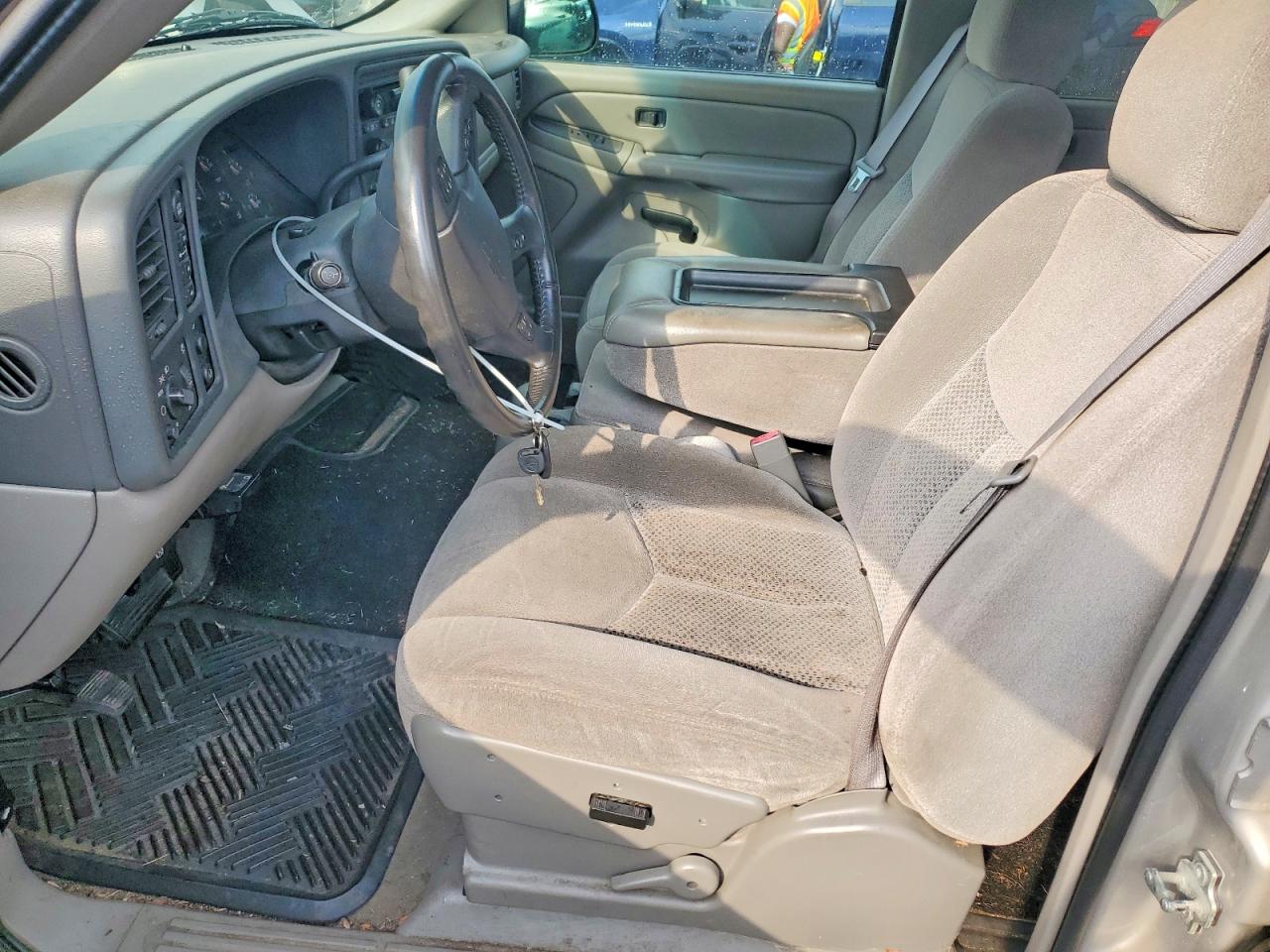 2005 Chevrolet Avalanche K1500 Silver vin: 3GNEK12Z35G215772
