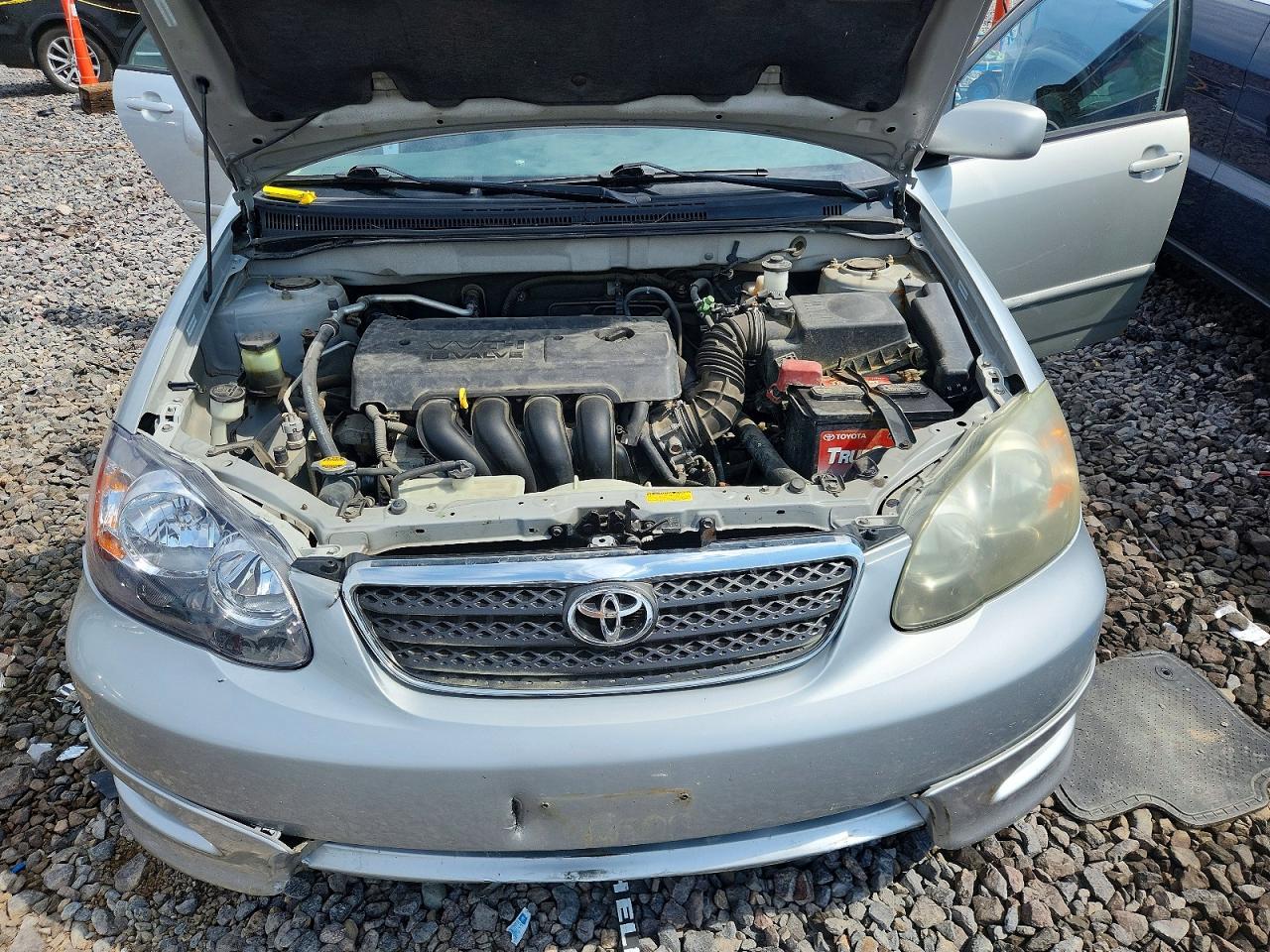 2005 Toyota Corolla S Silver vin: 1NXBR32E45Z519900