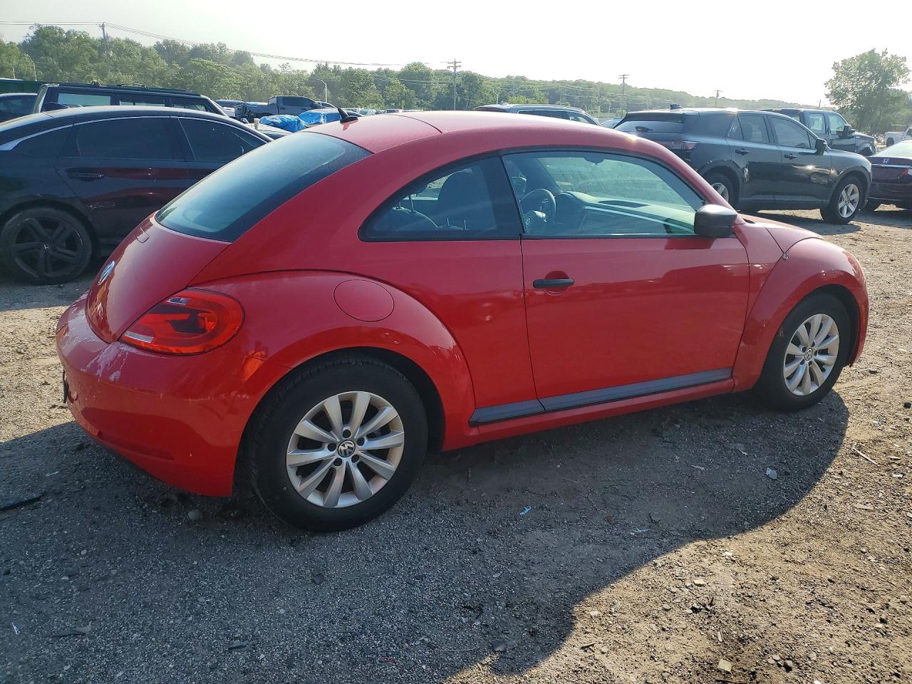 2015 Volkswagen Beetle 1.8t Красный vin: 3VWF17AT3FM636973