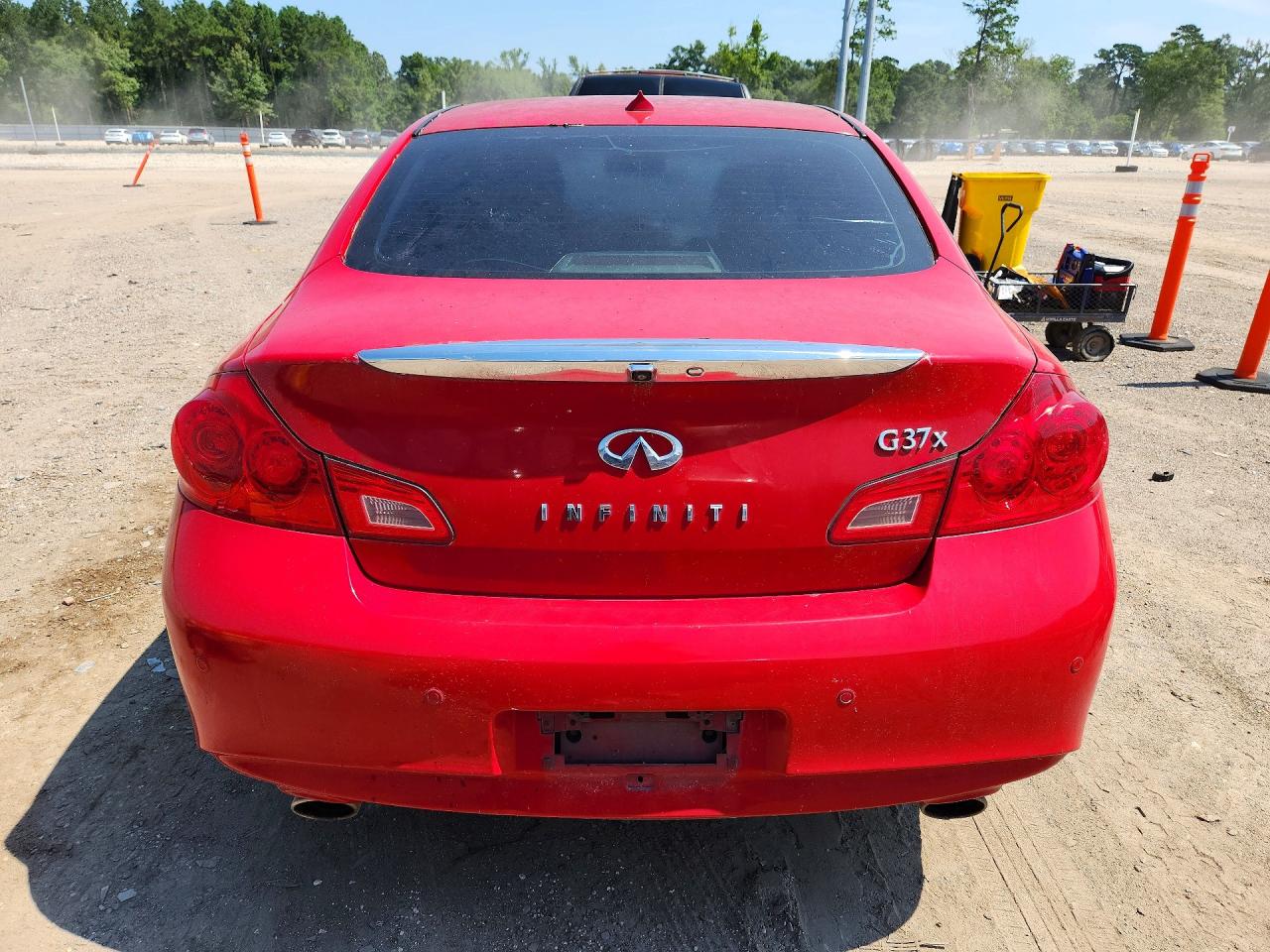 2011 Infiniti G37 Sedan X Red vin: JN1CV6AR1BM402610