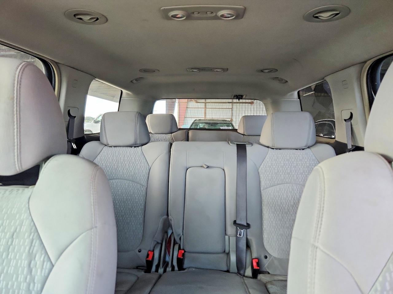 2009 Gmc Acadia Серебряный vin: 1GKEV13D89J140059