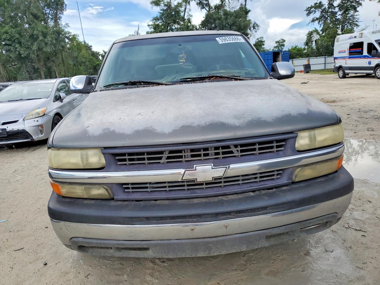 2001 Chevrolet Silverado C1500 Gray vin: 2GCEC19T411244837