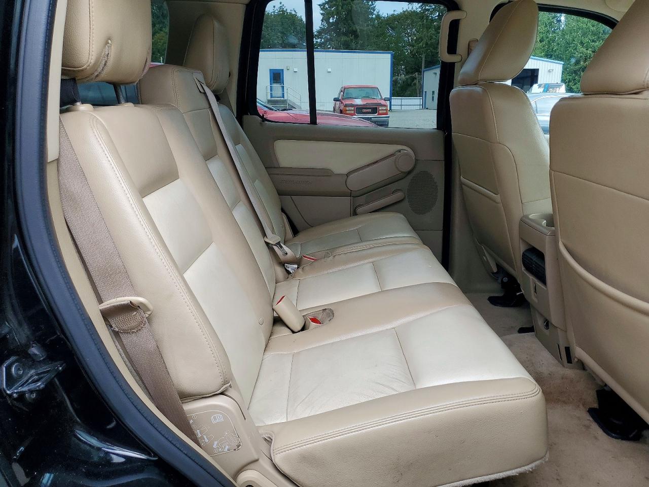 2010 Ford Explorer Eddie Bauer Двухцветный vin: 1FMEU7EE7AUA32084