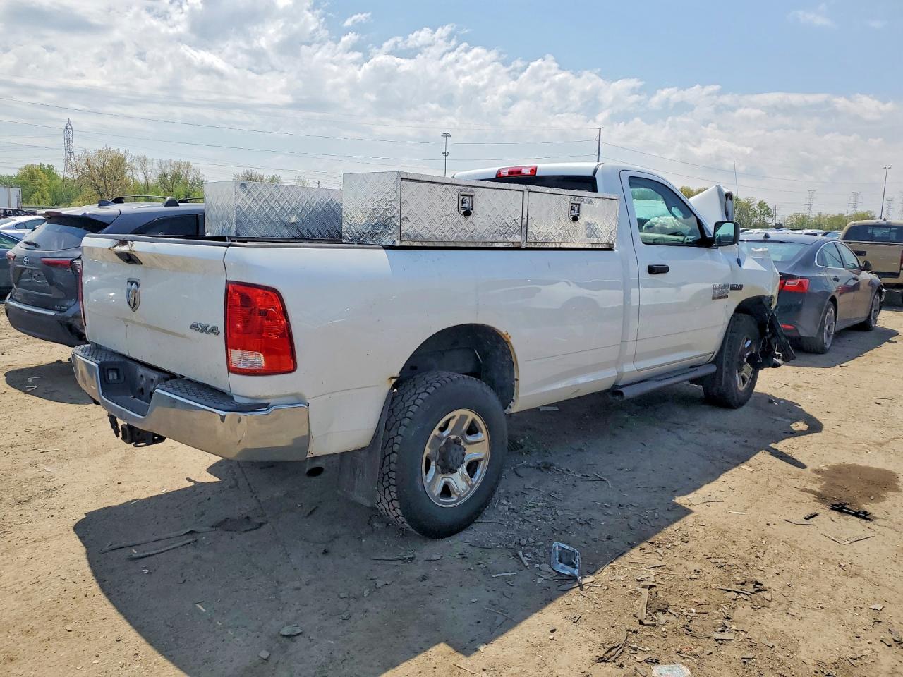 2014 Ram 2500 St White vin: 3C6LR5AT3EG142801