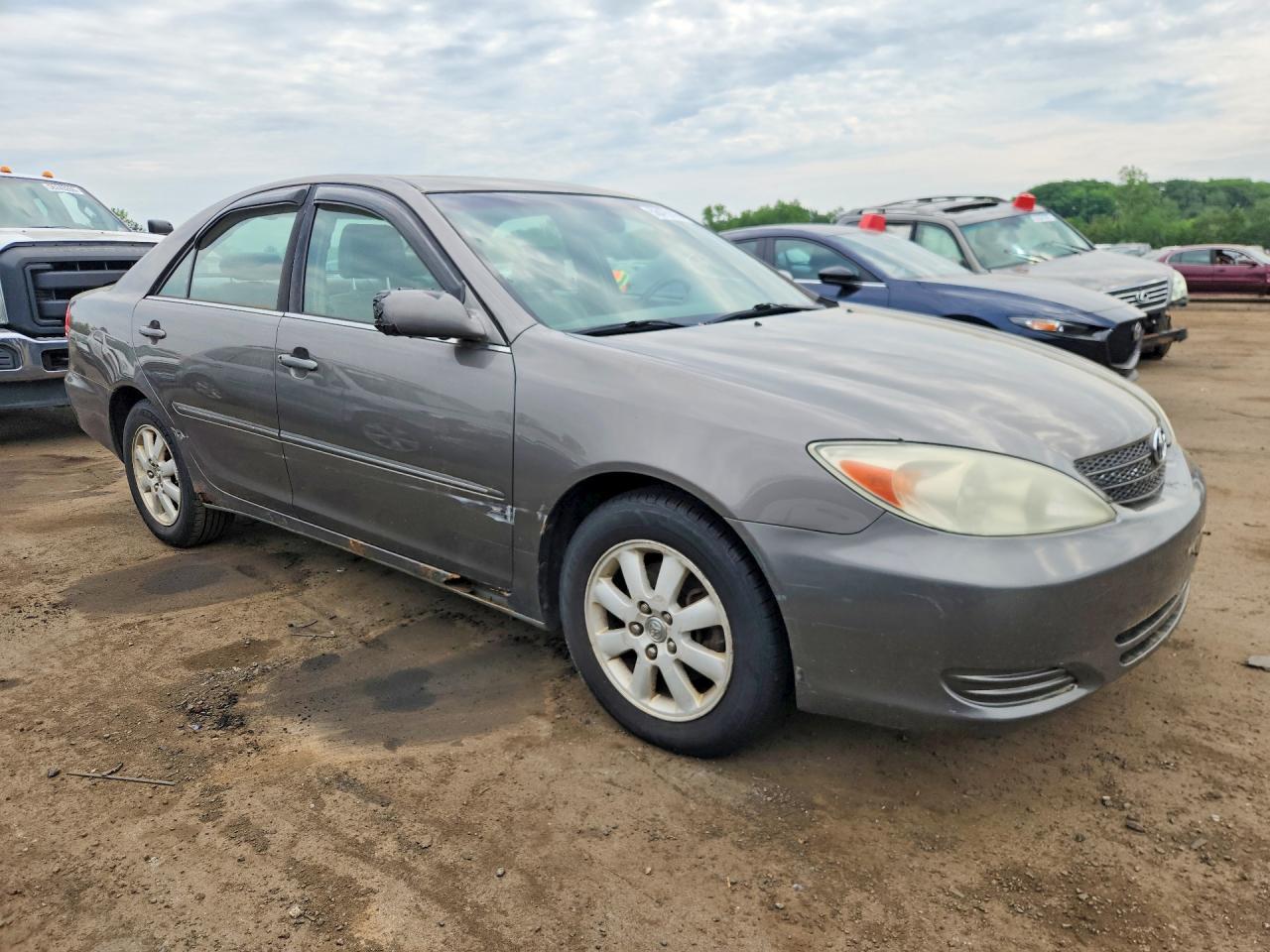 2002 Toyota Camry Xle V6 Gray vin: 4T1BF30K52U513679