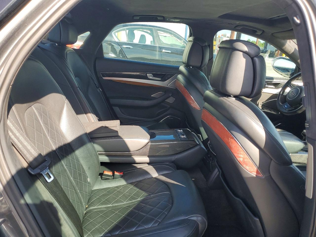 2014 Audi S8 Quattro Gray vin: WAUD2AFD1EN007994