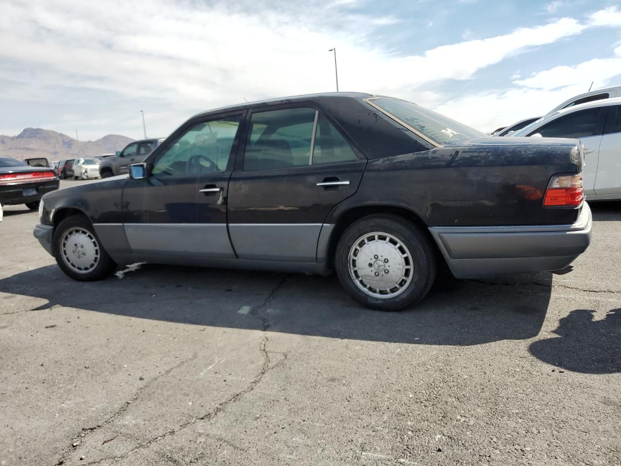 1994 Mercedes-benz E 320 Black vin: WDBEA32E9RC080616