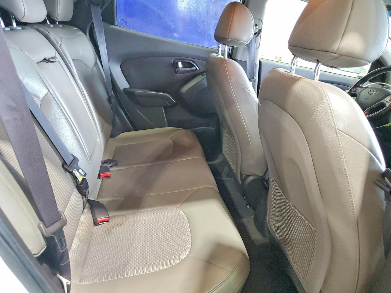 2014 Hyundai Tucson Se White vin: KM8JUCAG0EU847635