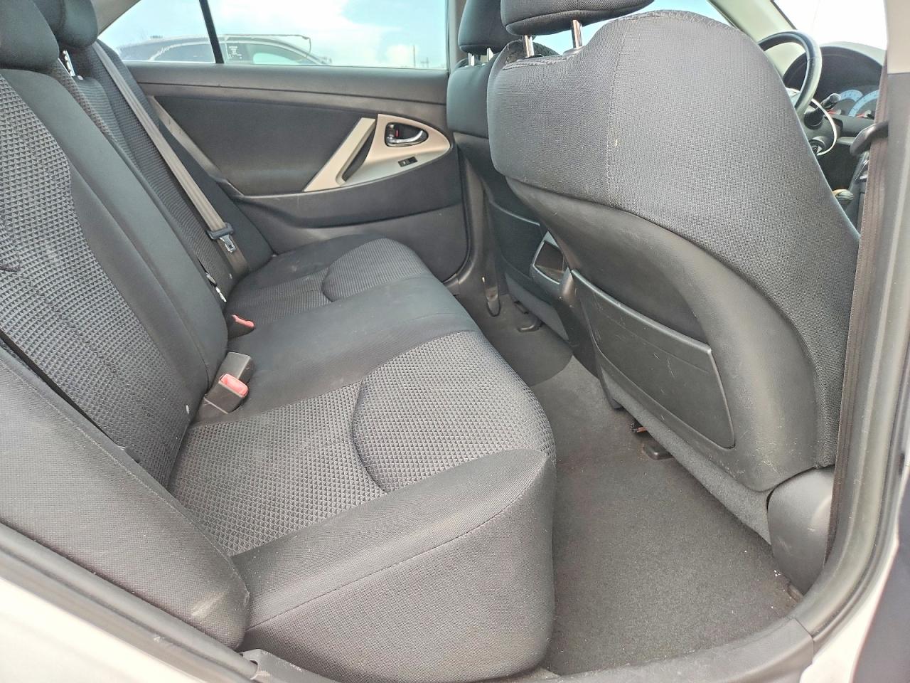 2010 Toyota Camry Se White vin: 4T1BF3EK7AU550577