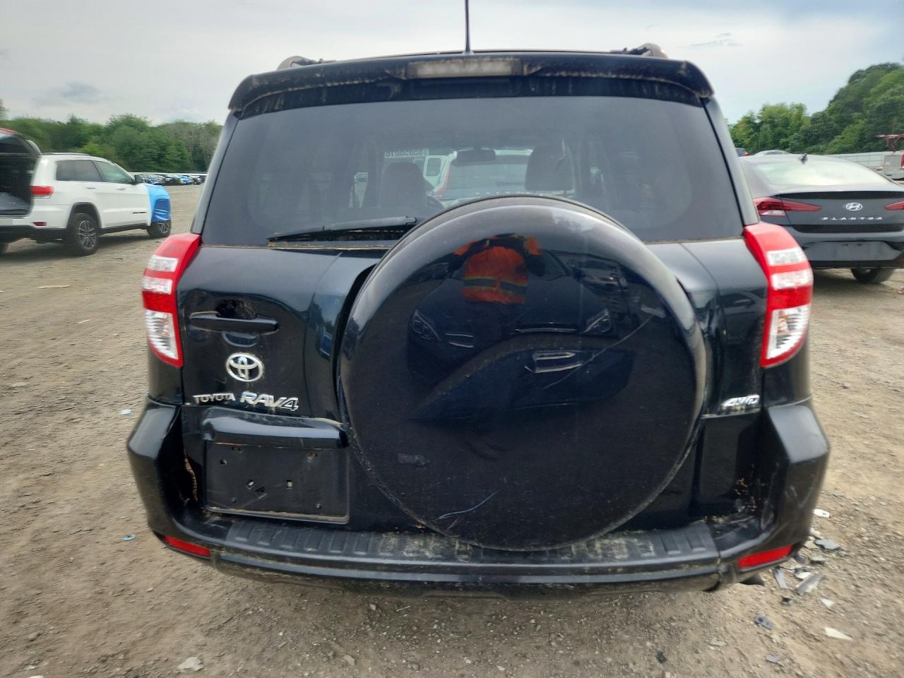 2010 Toyota Rav4 Base Черный vin: JTMBF4DV5AD025653