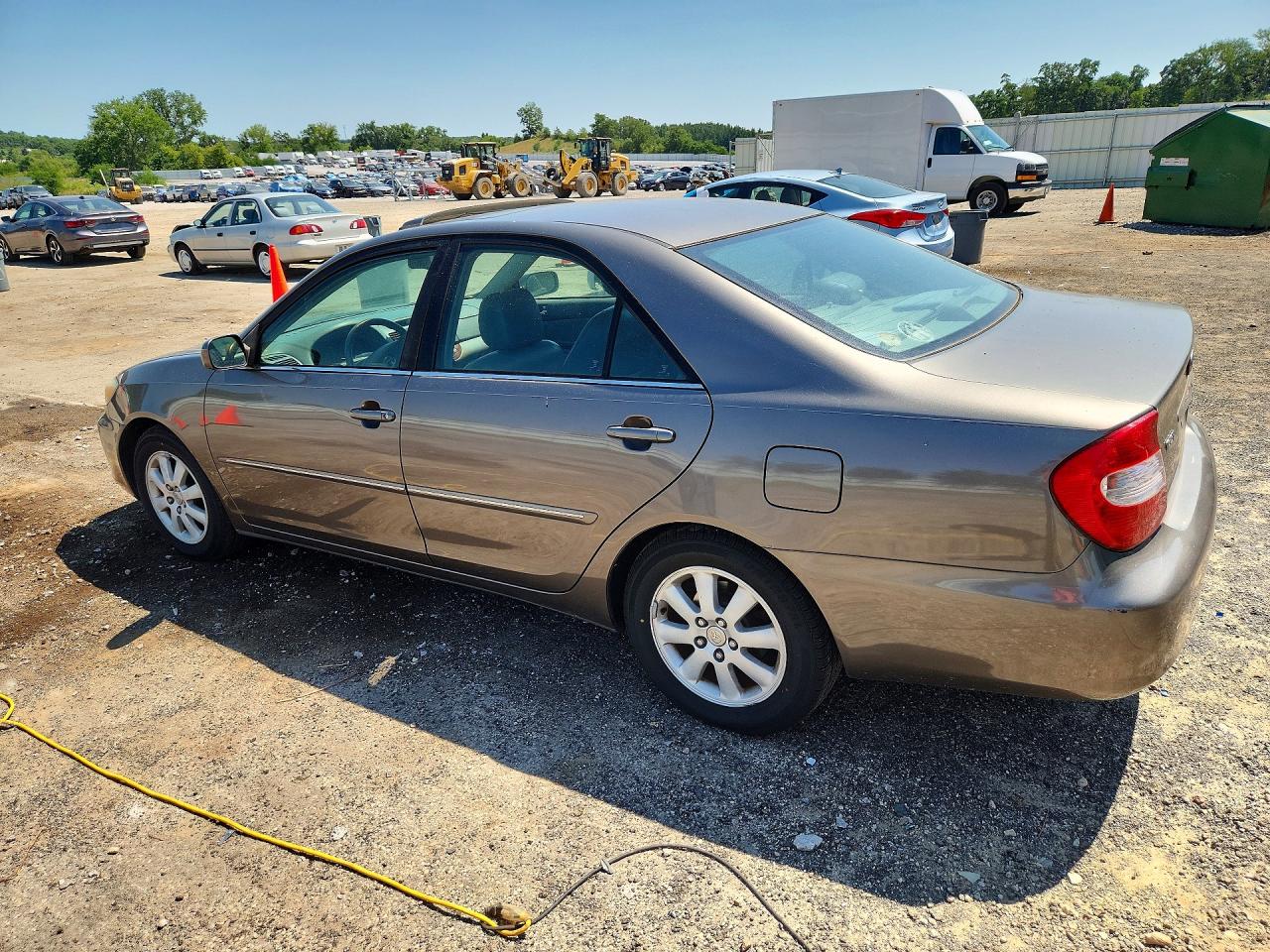 2002 Toyota Camry Xle V6 Gray vin: 4T1BF30K32U526902