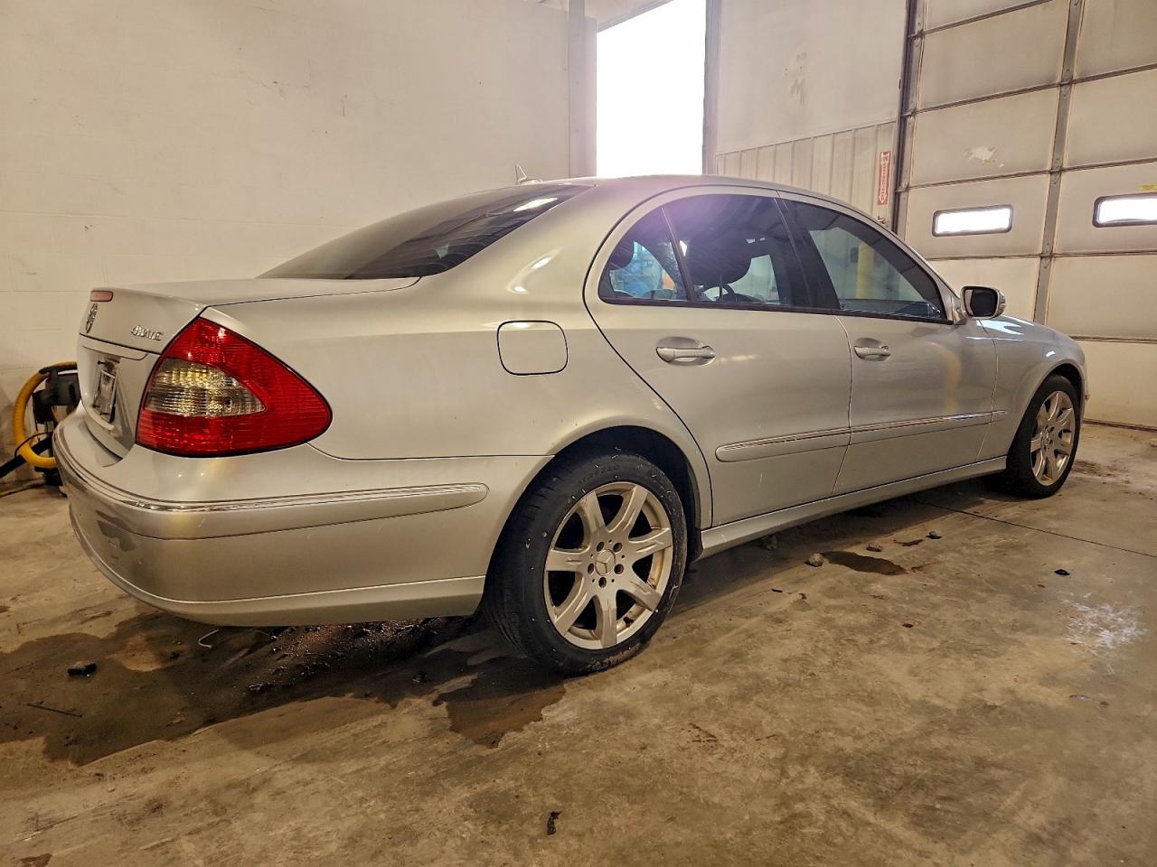 2007 Mercedes-benz E 350 4matic Silver vin: WDBUF87X77X210208