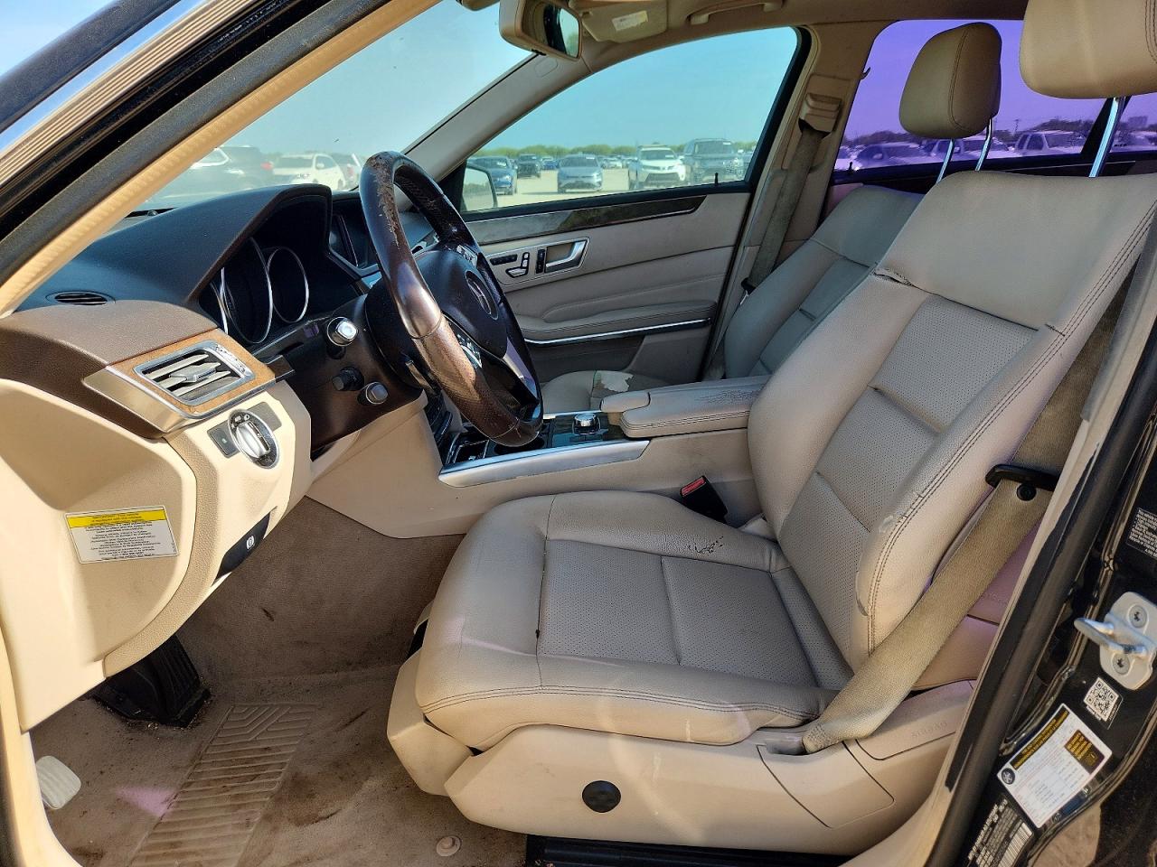 2014 Mercedes-benz E 350 Black vin: WDDHF5KB6EA895546