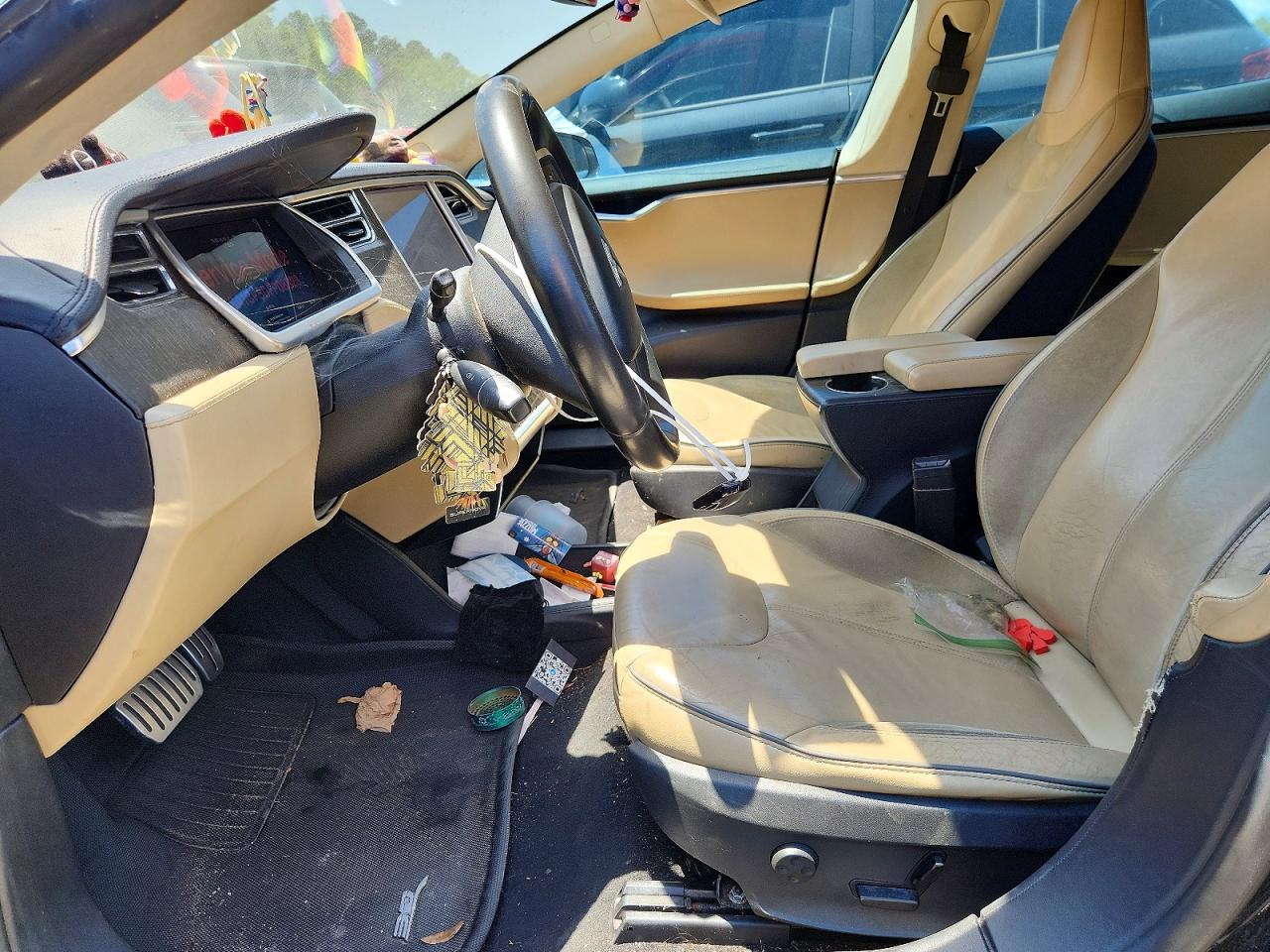 2013 Tesla Model S Black vin: 5YJSA1CP5DFP08823