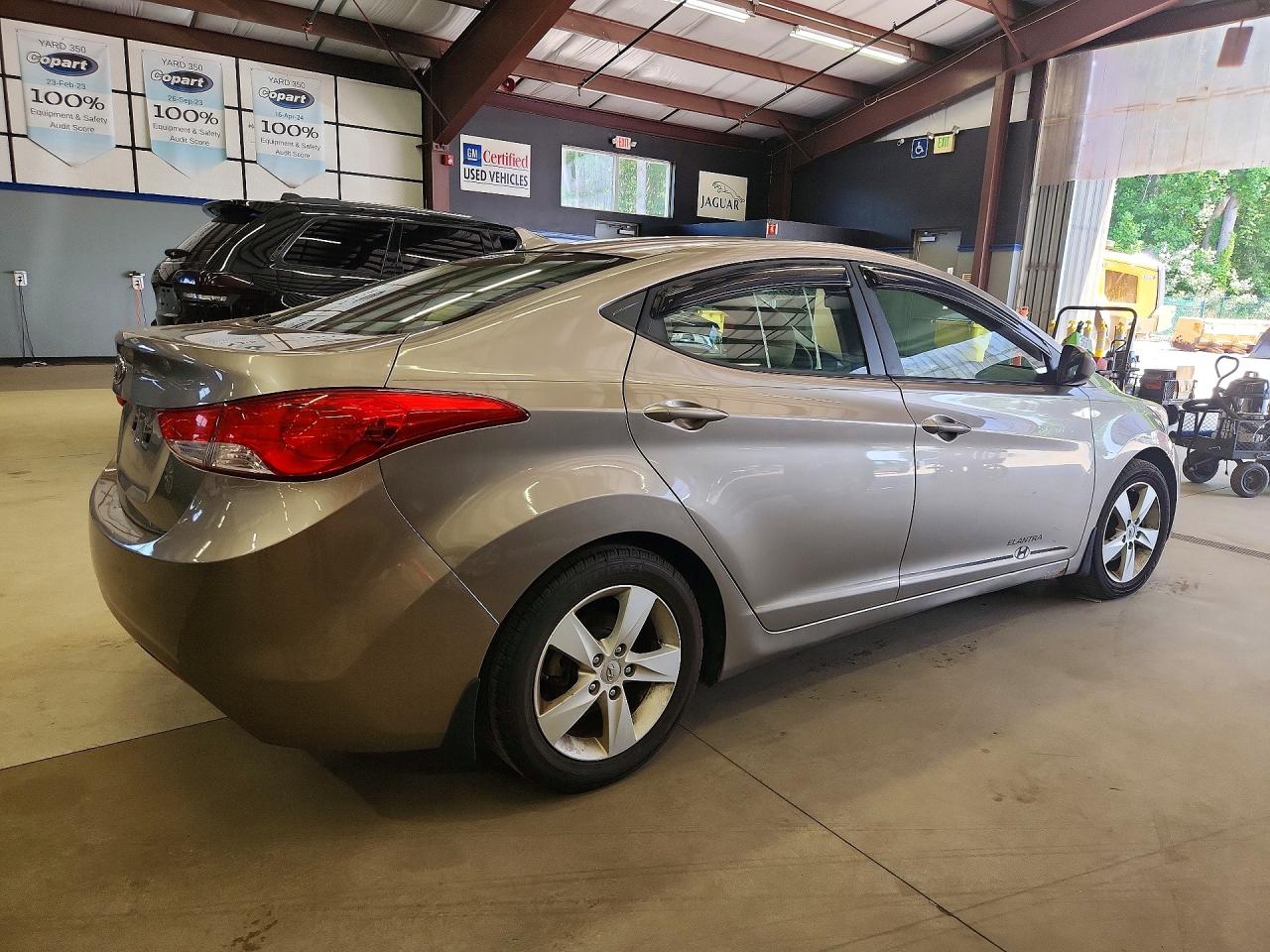2013 Hyundai Elantra Gls Tan vin: 5NPDH4AE3DH422154
