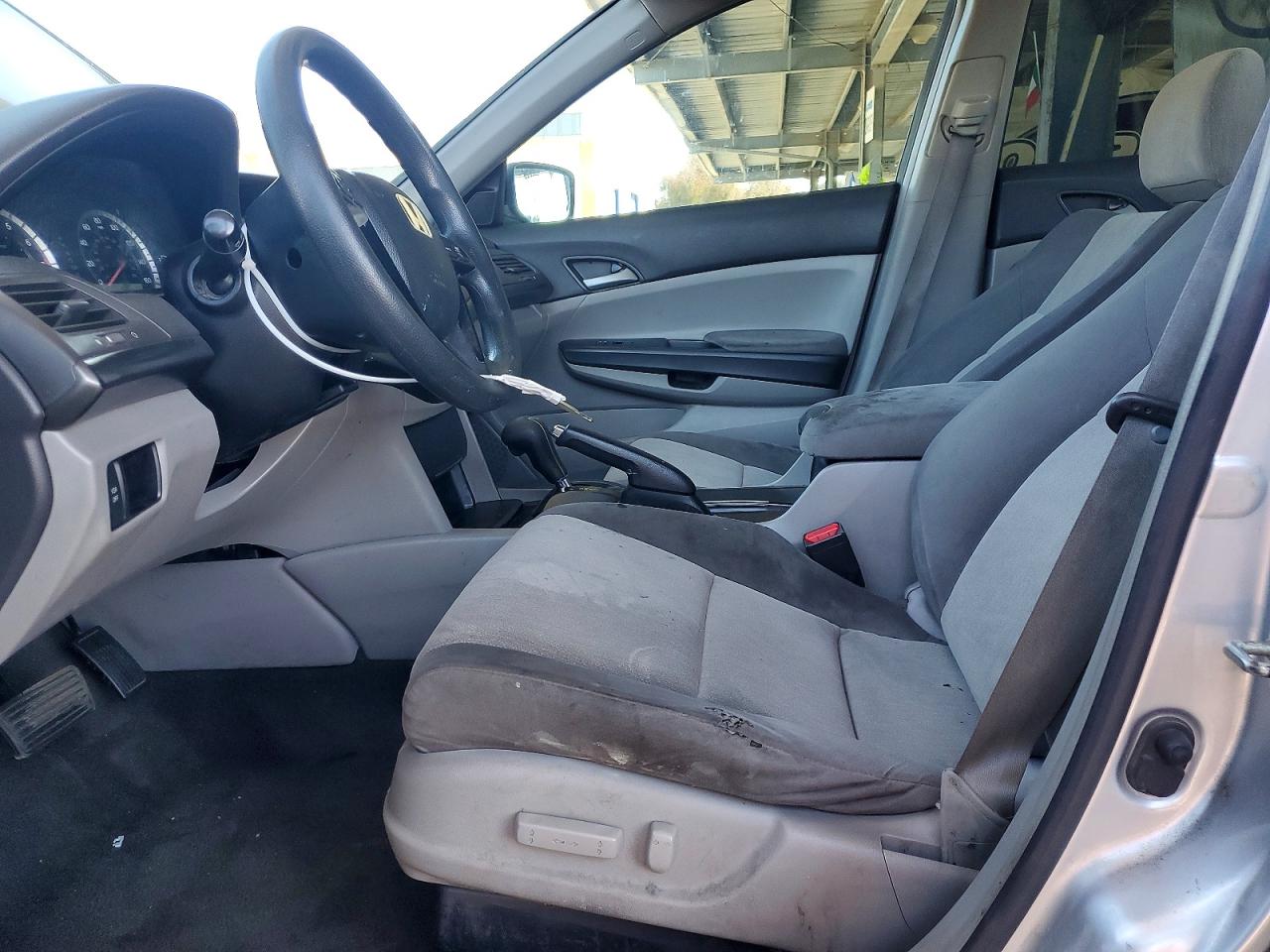 2009 Honda Accord Lxp Silver vin: JHMCP264X9C013802