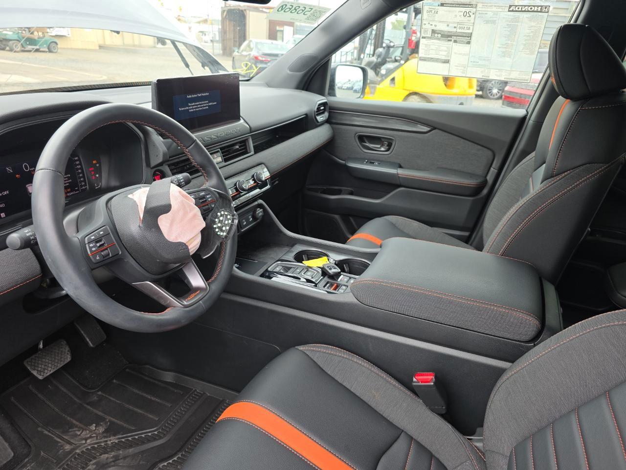 2026 Honda Passport Trail Sport Серый vin: 5FNYF9H51TB010726
