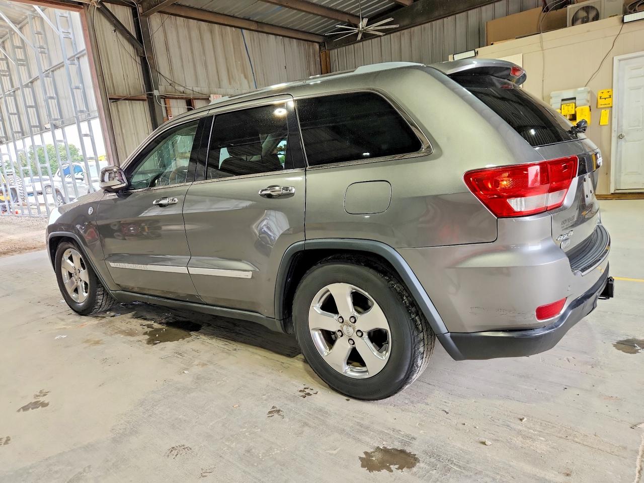 2012 Jeep Grand Cherokee Overland Gray vin: 1C4RJFCGXCC208924