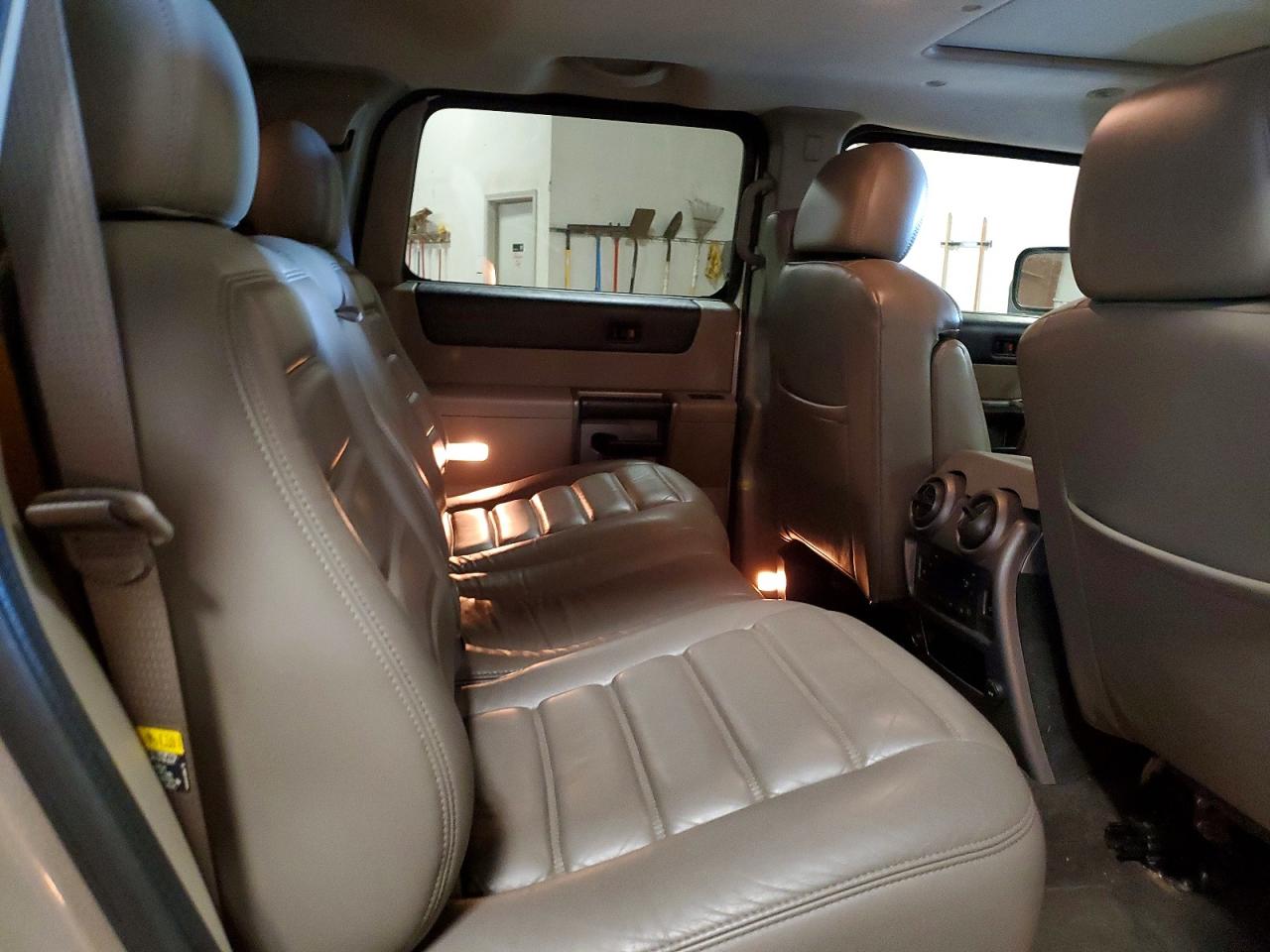 2003 Hummer H2 Желто-коричневый vin: 5GRGN23U33H135391