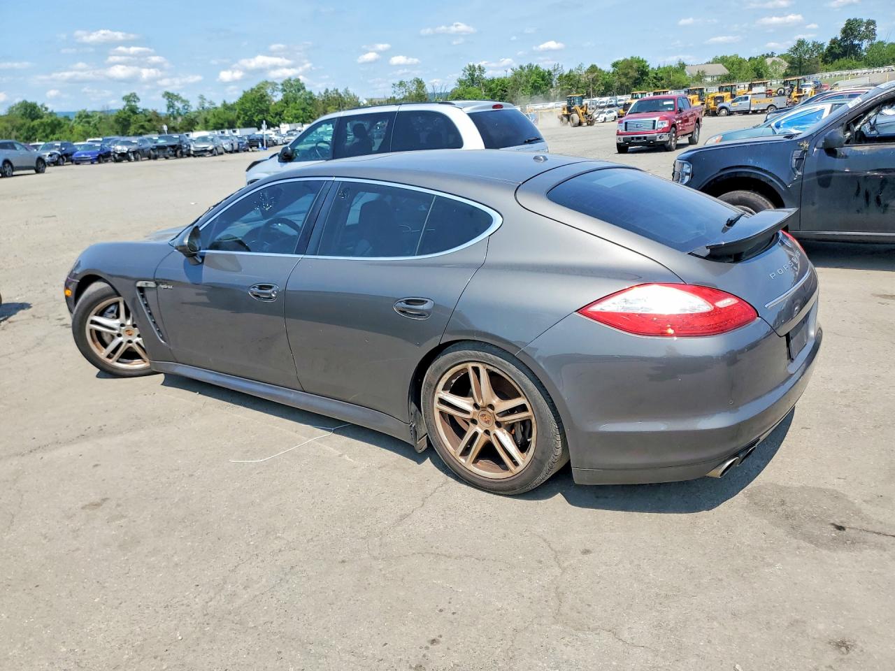 2013 Porsche Panamera S Hybrid Серый vin: WP0AD2A73DL045194