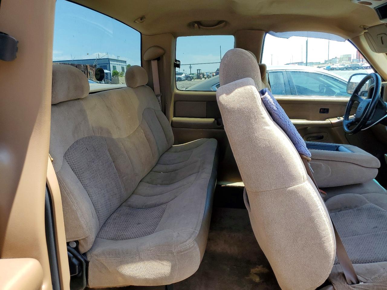 2000 Chevrolet Silverado C1500 Gold vin: 2GCEC19TXY1161584