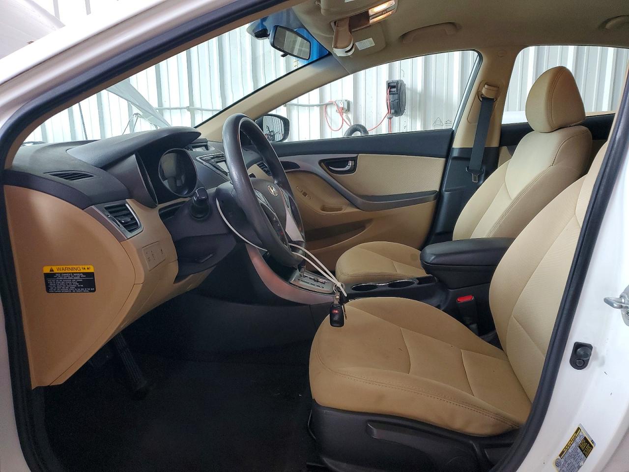 2012 Hyundai Elantra Gls White vin: 5NPDH4AE0CH110579