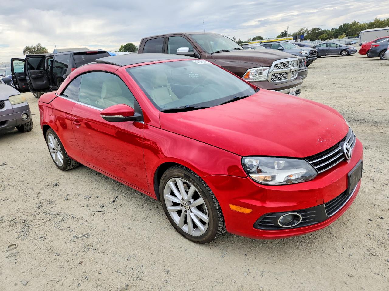 2012 Volkswagen Eos Komfort Red vin: WVWBW7AH0CV016470