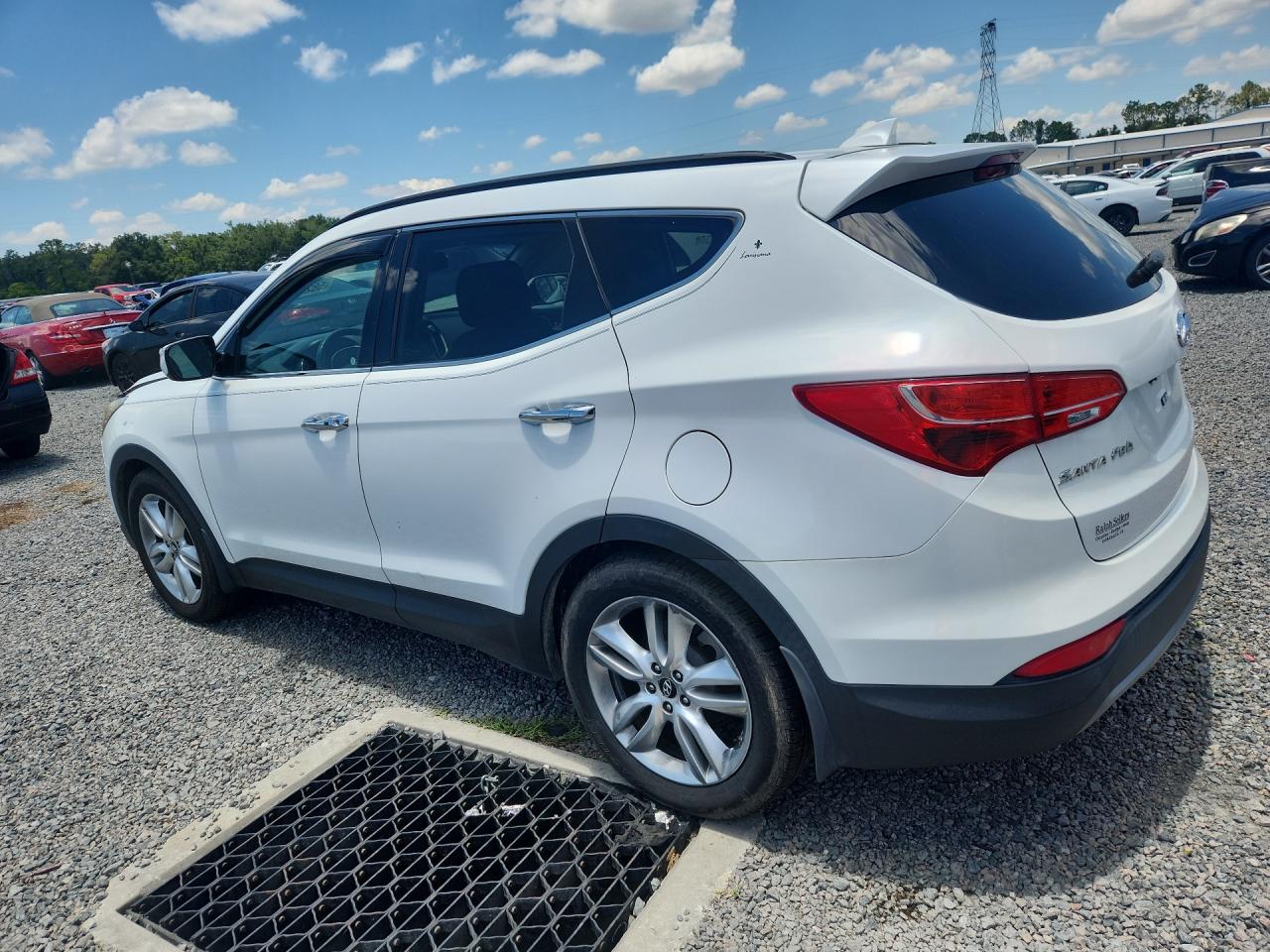 2014 Hyundai Santa Fe Sport 2.0t White vin: 5XYZU3LA8EG160677