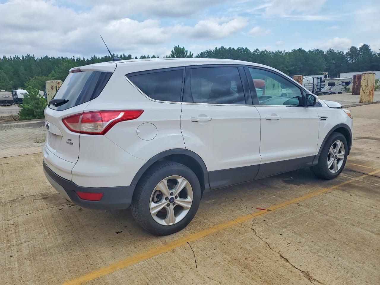 2014 Ford Escape Se Белый vin: 1FMCU9GX1EUC23796