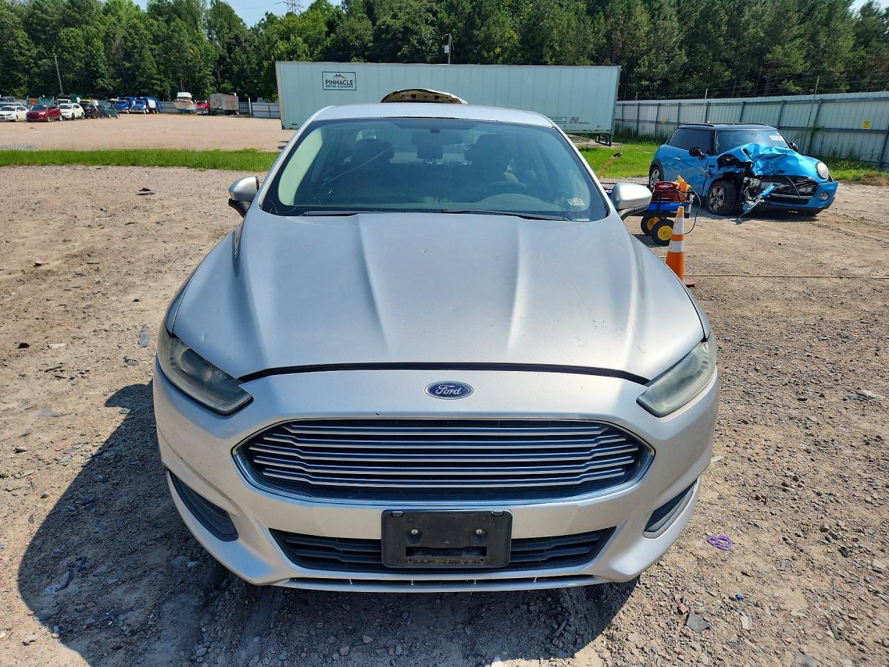 2013 Ford Fusion S Silver vin: 3FA6P0G73DR138572