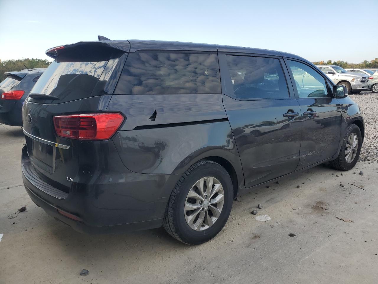 2020 Kia Sedona Lx Угольный vin: KNDMB5C16L6623556