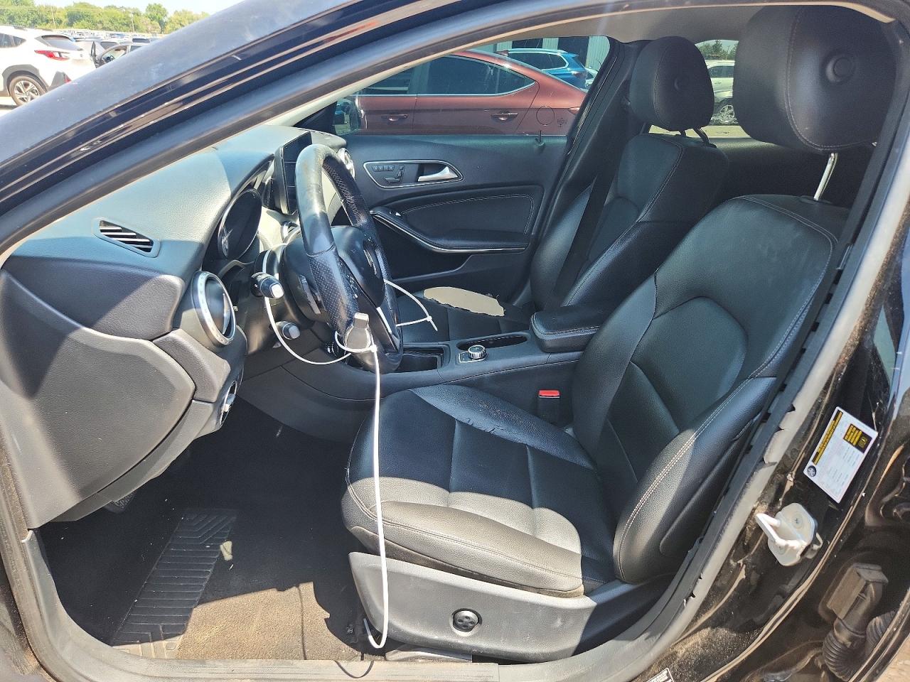2015 Mercedes-benz Gla 250 Black vin: WDCTG4EB2FJ128473
