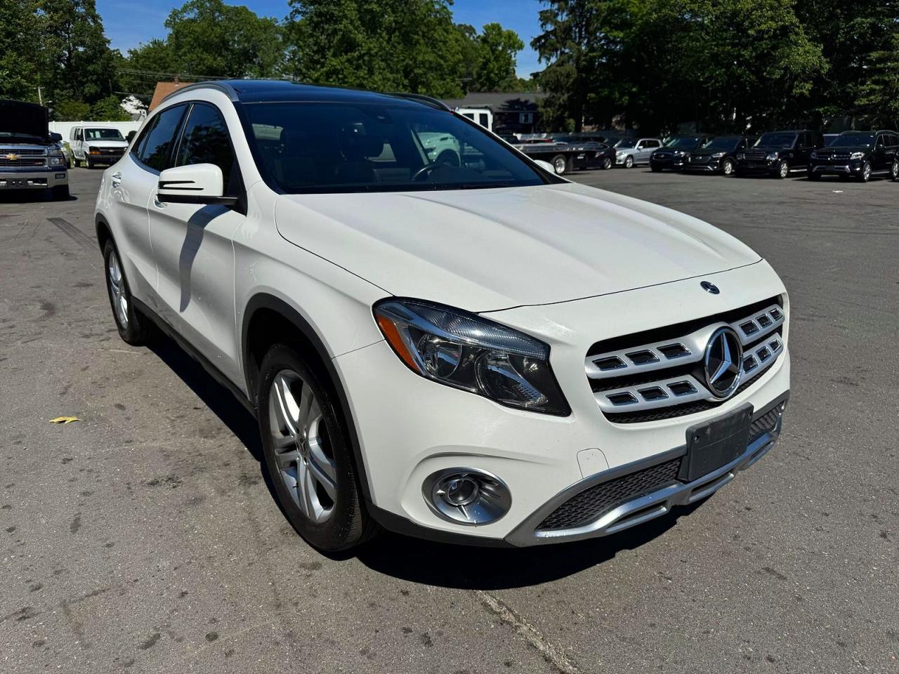 2018 Mercedes-benz Gla 250 4matic White vin: WDCTG4GB7JU000217