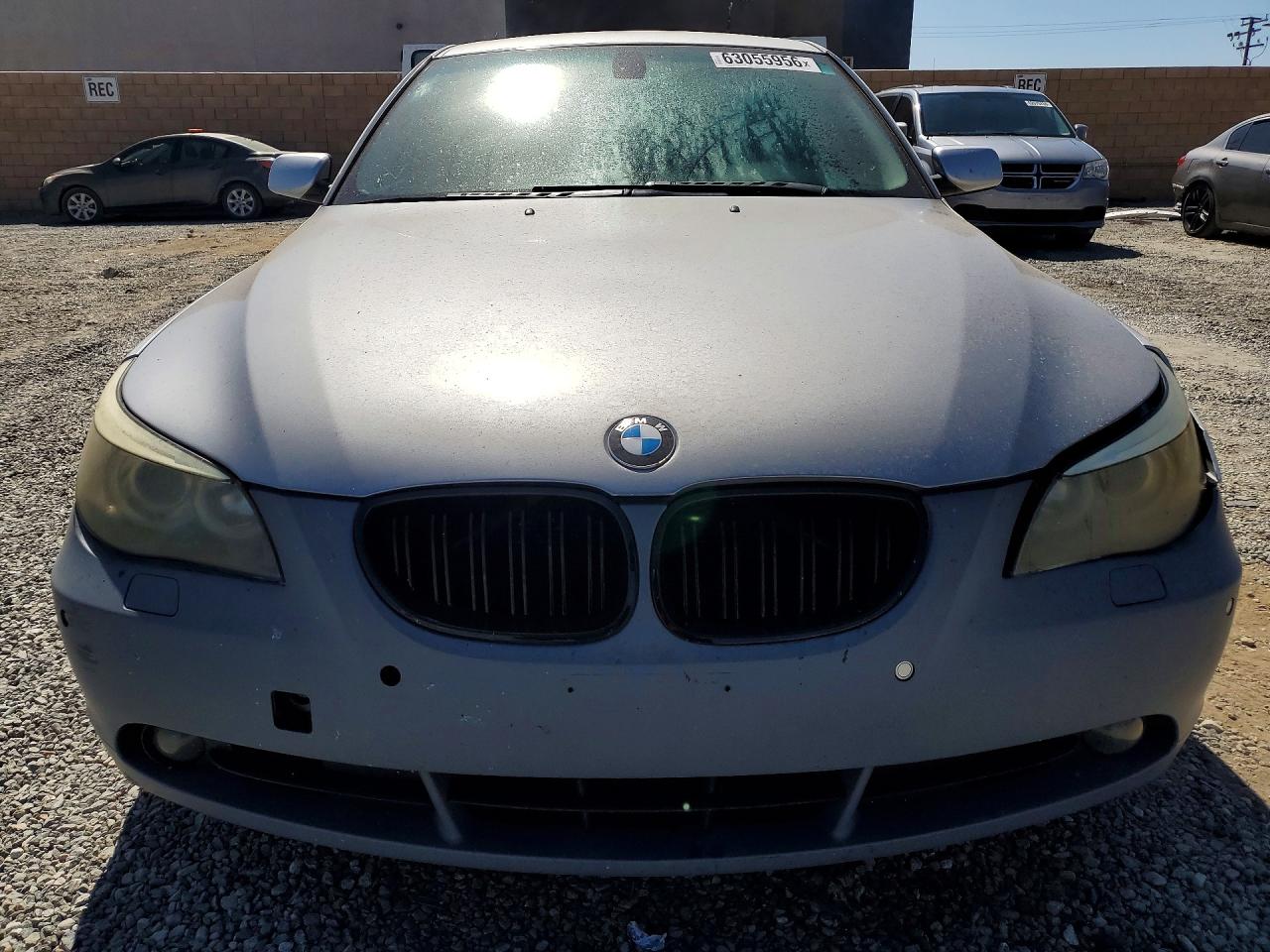 2007 Bmw 550 I Silver vin: WBANB53597CP07575