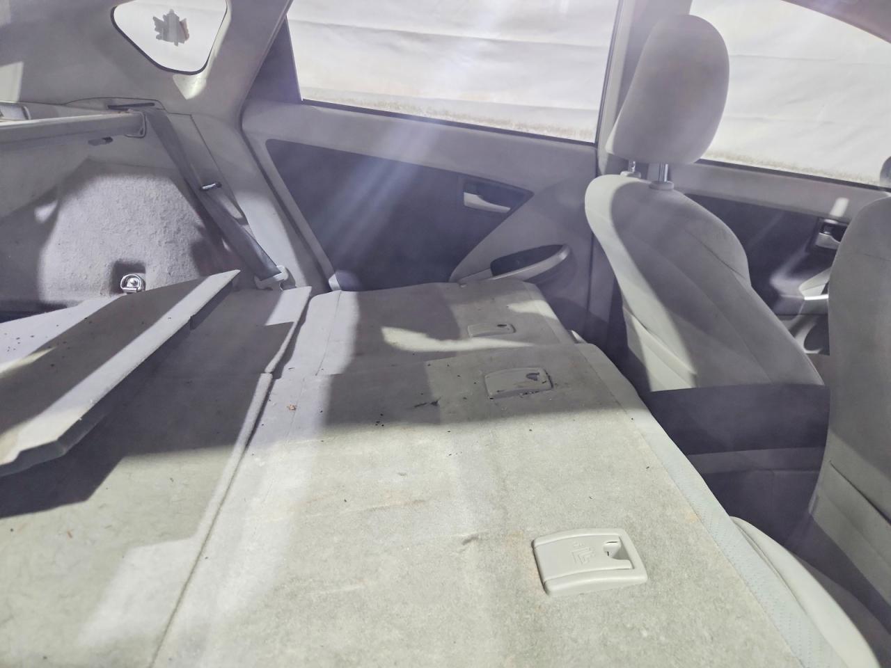 2010 Toyota Prius Ii Silver vin: JTDKN3DU7A0143277