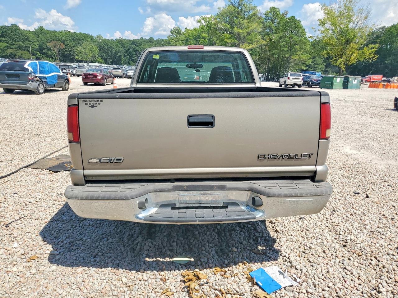 2001 Chevrolet S Truck S10 Beige vin: 1GCCS19W418145288