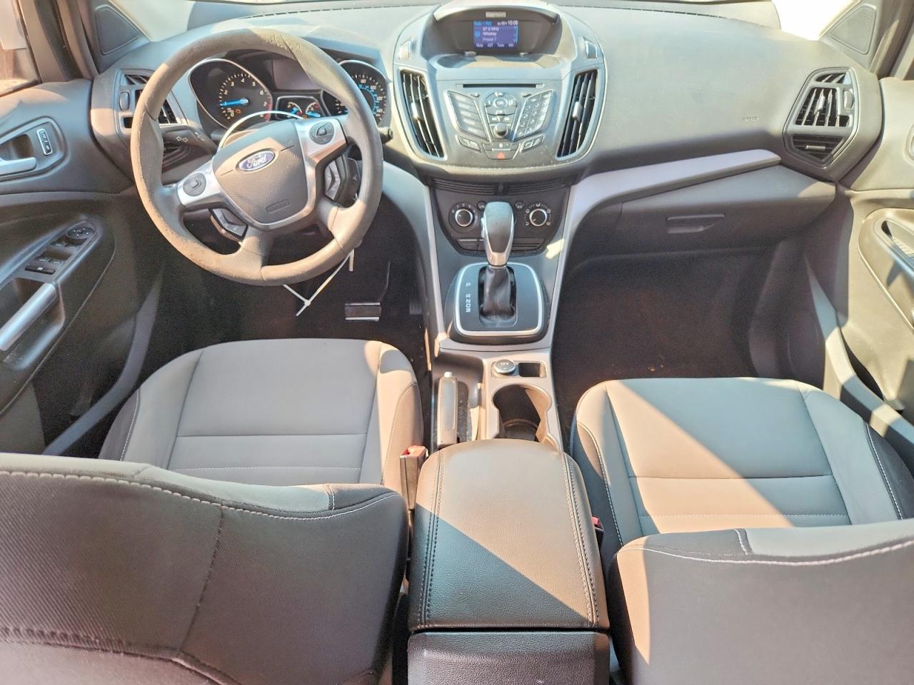 2013 Ford Escape Se Белый vin: 1FMCU0GX0DUC59246