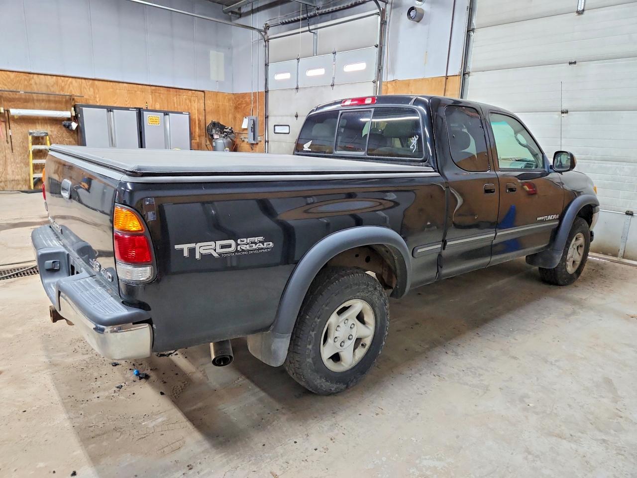2002 Toyota Tundra Sr5 V8 Black vin: 5TBBT44132S289958