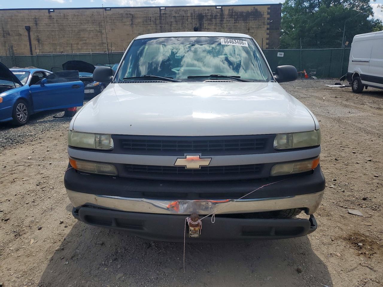 2002 Chevrolet Silverado C1500 White vin: 1GCEC14W92Z277634